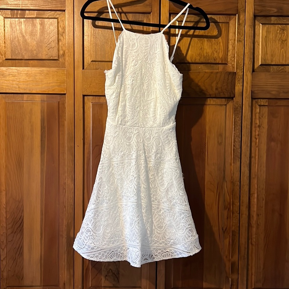 White lace dress
